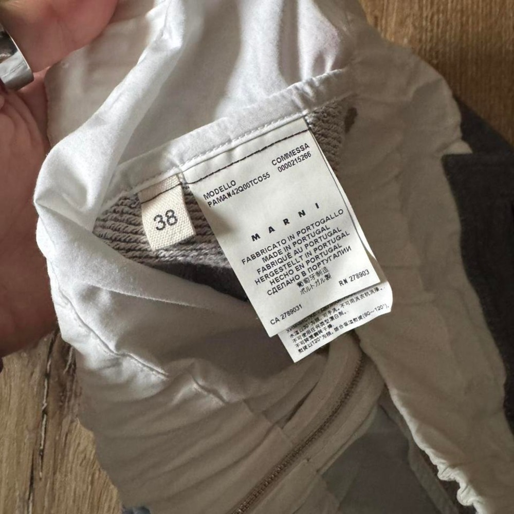 Marni Gray with White Waistband Capri Joggers‎ Summer Edition 2014 Size 38 - Picture 5 of 5